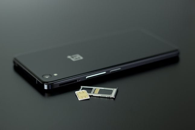 What documents are needed to buy a SIM card online